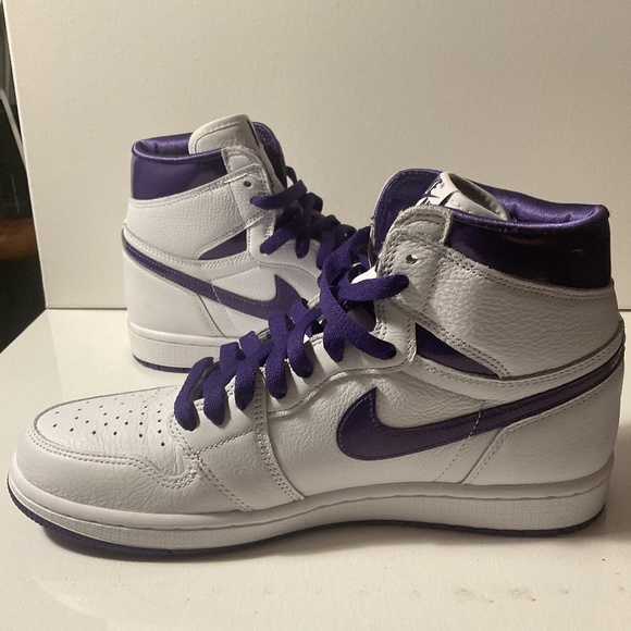 Nike Sneakers Air Jordan 1 White Purple High top Sz 9.5 New main image 5
